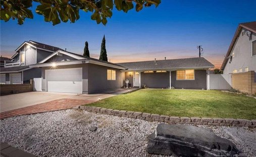 Casa a Cypress, California, Stati Uniti 1