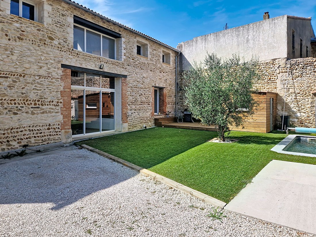 Villa a Domazan, Occitania, Francia 1 - 19052462