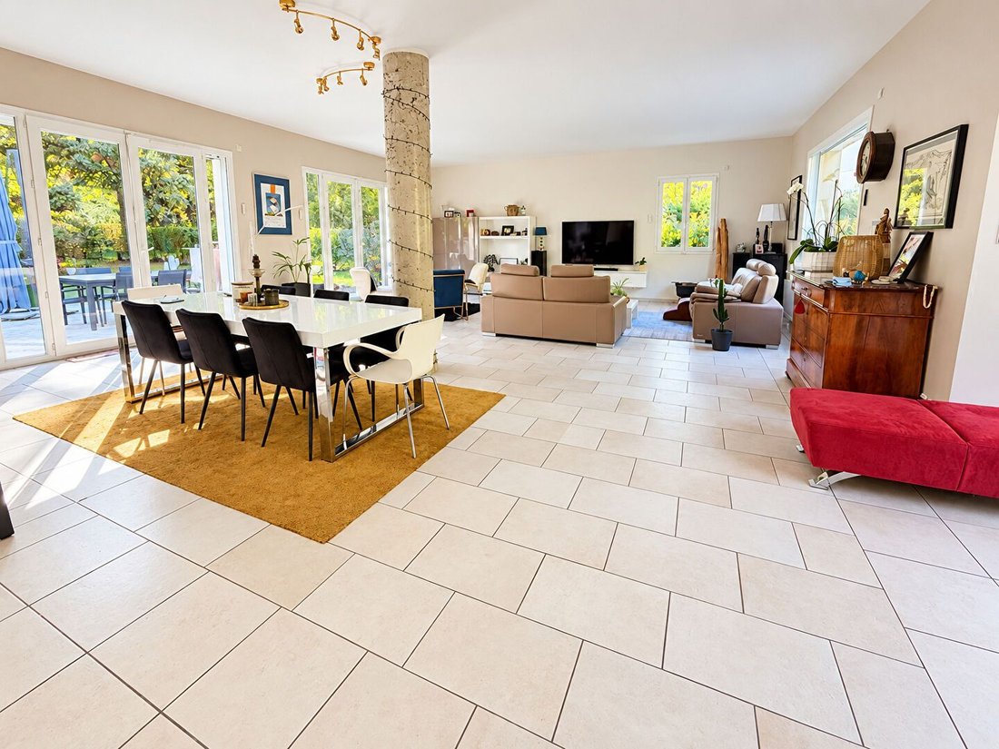 House in Ouest, Lamorlaye, France 4 - 19052169