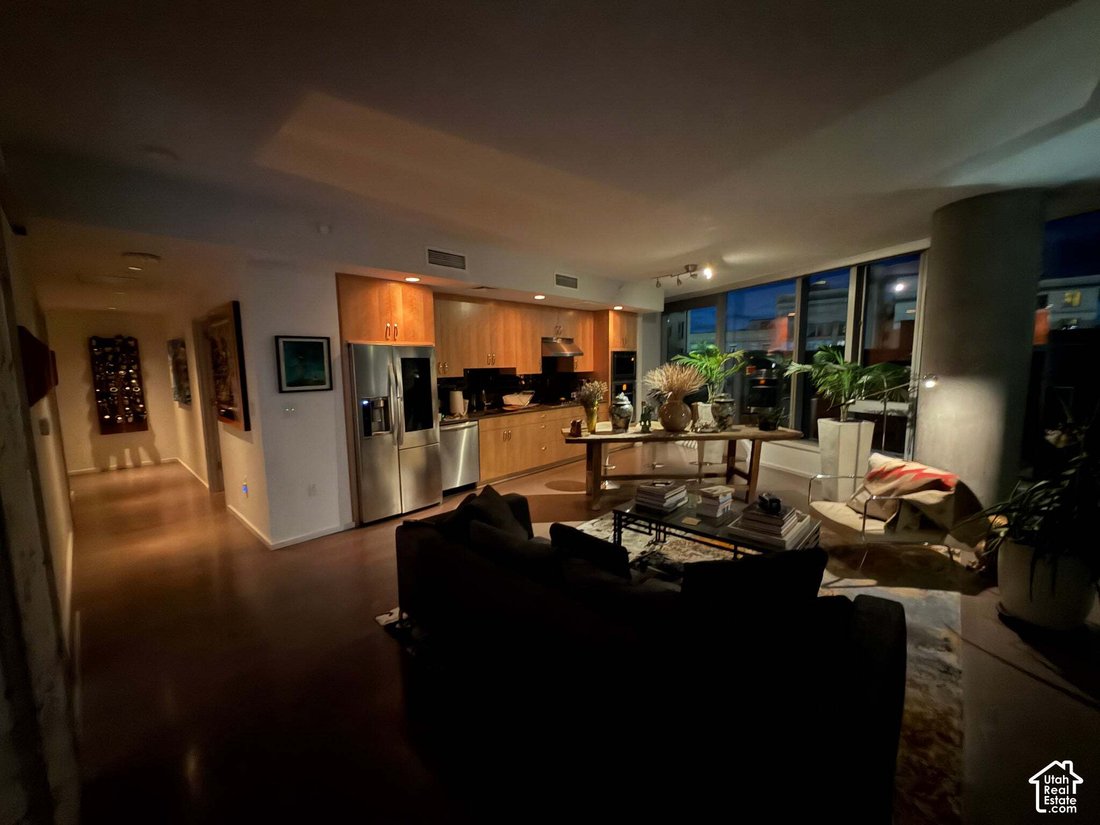 Condo in Salt Lake City, Utah, United States 2 - 17865276