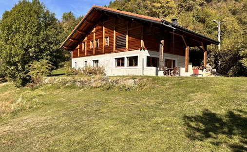 Farm Ranch in Mont-Saxonnex, Auvergne-Rhône-Alpes, France 1