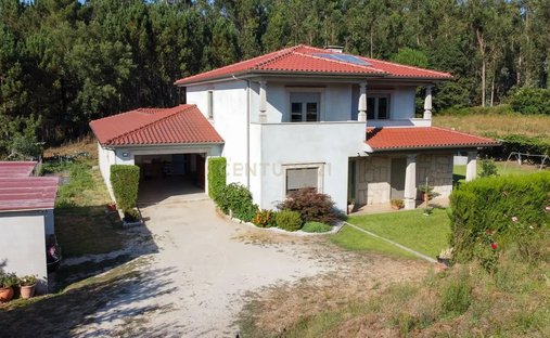 Villa in Martim, Braga, Portugal 1