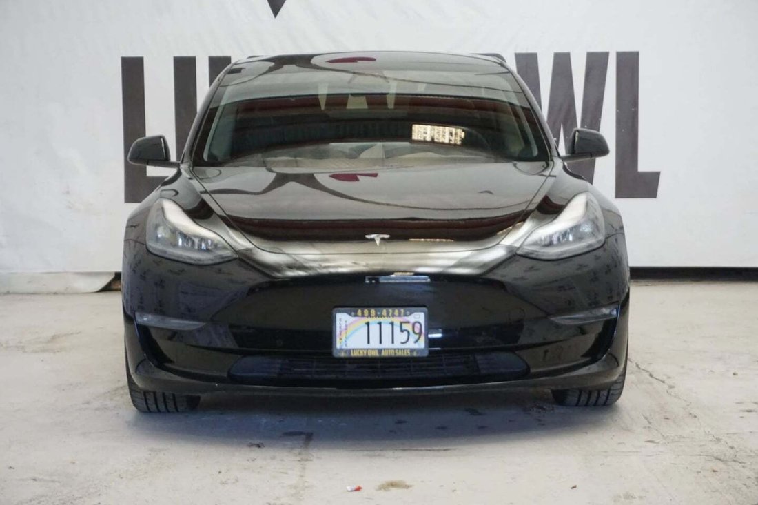 Sedan in Honolulu, HI, United States 3 - 19051782