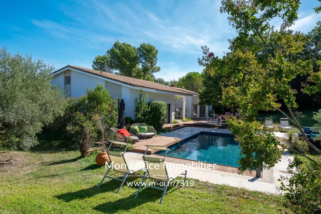 House in Plateau de Puyricard-La Trévaresse, Aix-en-Provence, France 2 - 19051980