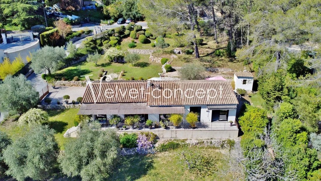 Villa à Valbonne, Provence-Alpes-Côte d'Azur, France 1 - 19052080