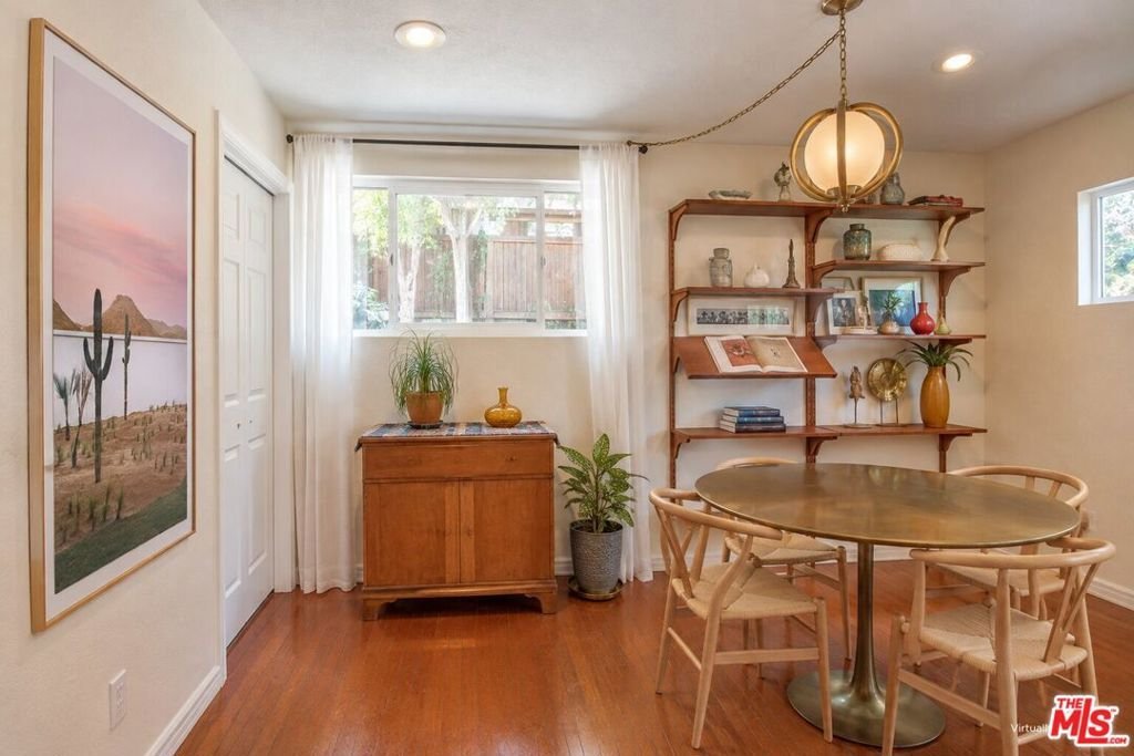 Los Angeles, California, United States 5 - 19053527