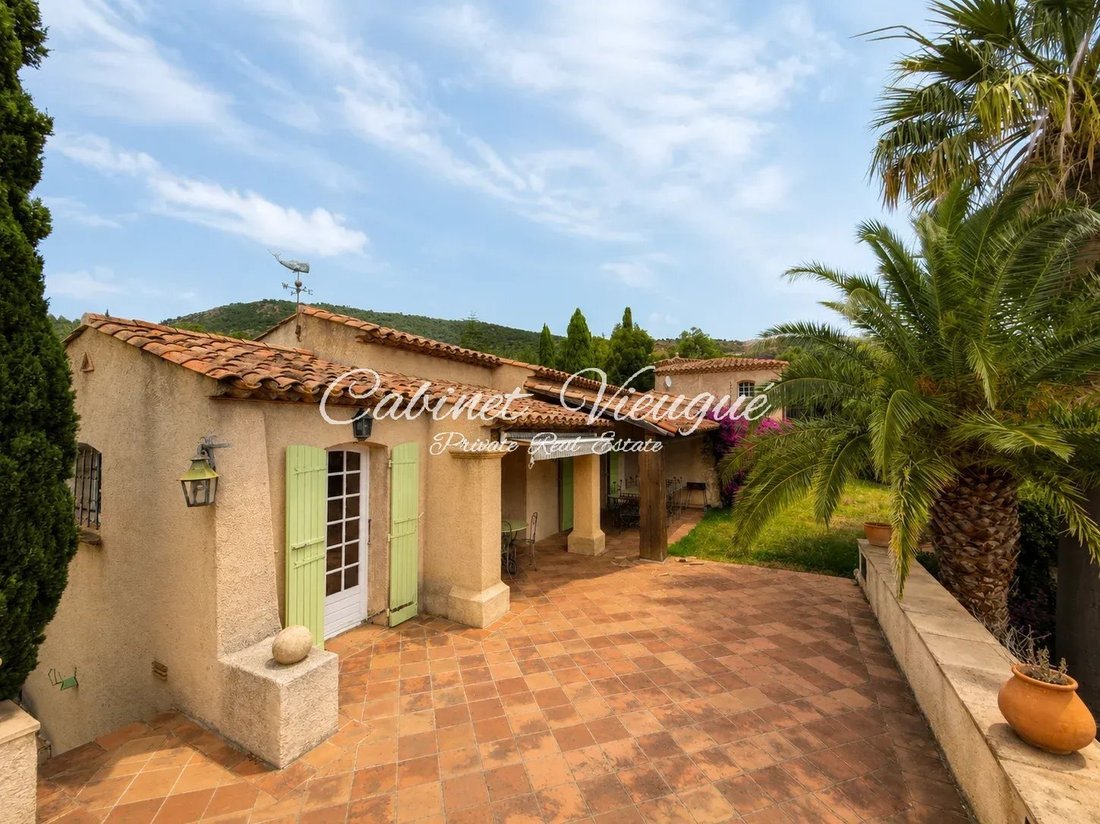 Villa in Grimaud, Provence-Alpes-Côte d'Azur, France 2 - 19052121