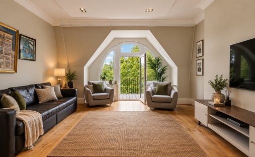Townhouse in St John's Wood, Westminster, England 1