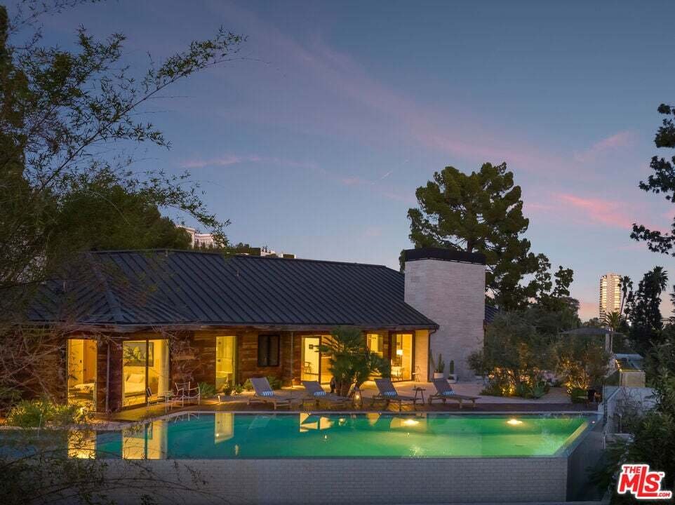 Casa a Beverly Hills, California, Stati Uniti 1 - 16917295