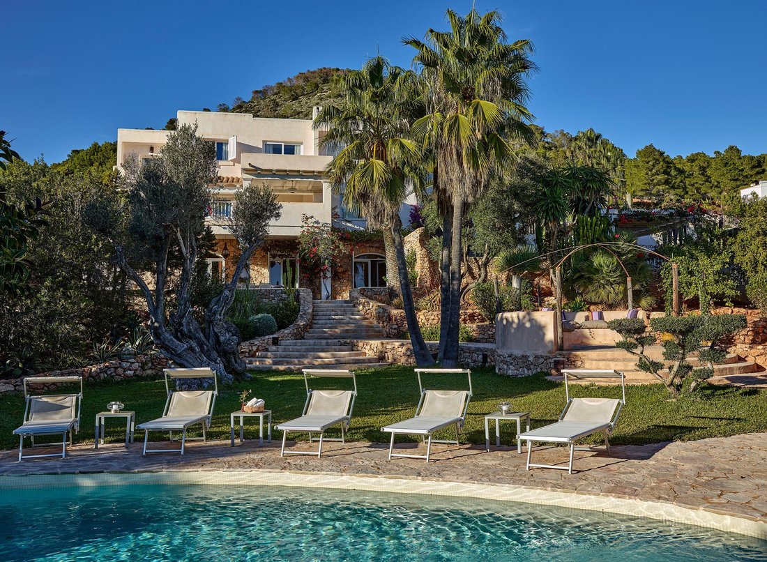 Villa in Sant Joan de Labritja, Balearic Islands, Spain 1 - 15956614
