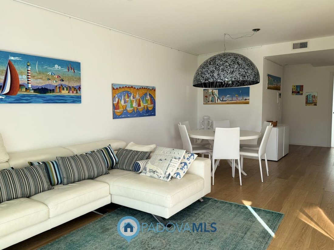 Apartment in Lido di Jesolo, Jesolo, Veneto 2 - 19055487