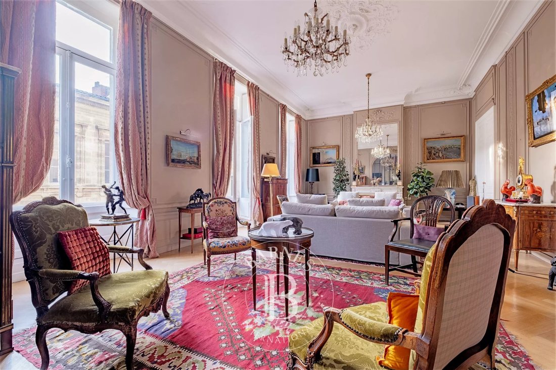 Apartment in Grand Parc-Chartrons-Paul Doumer, Bordeaux, France 3 - 19051988