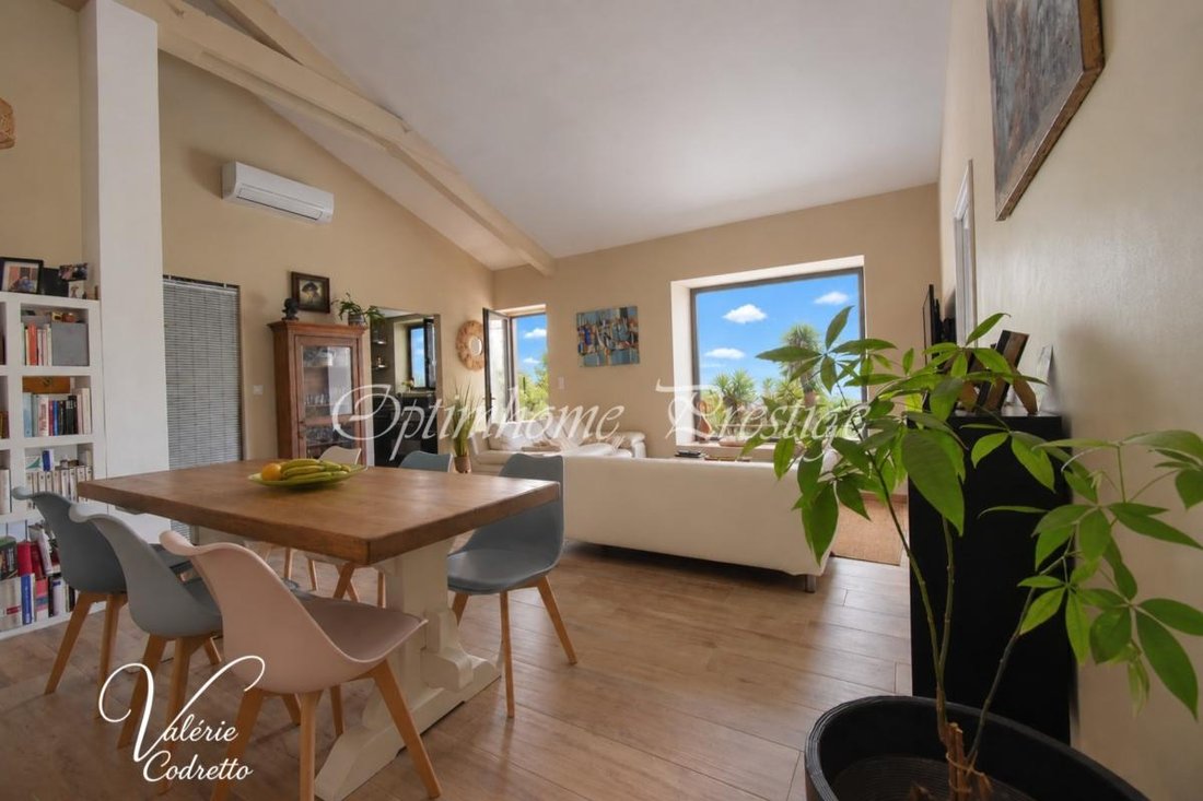 Villa en Hyères, Provenza-Alpes-Costa Azul, Francia 2 - 19052033