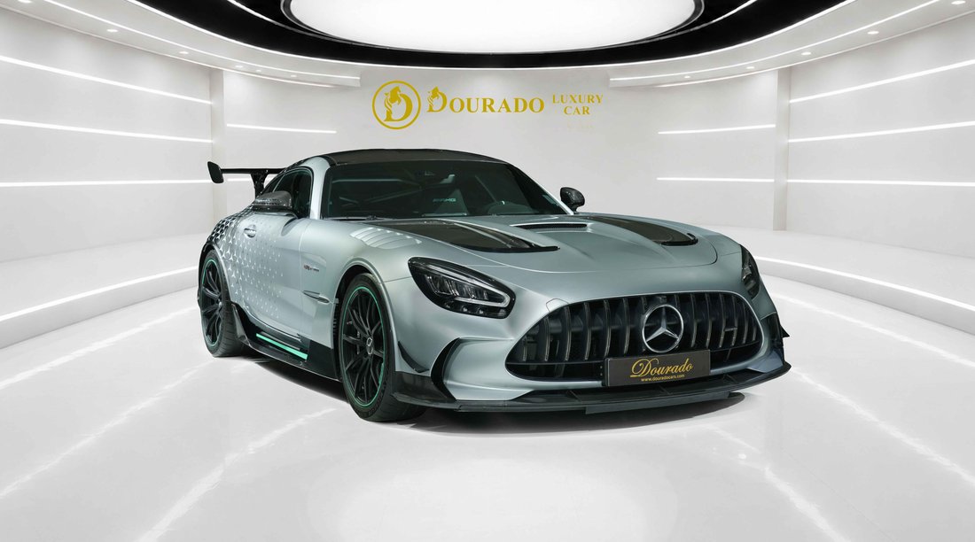 Coupe in Dubai, United Arab Emirates 1 - 19056380