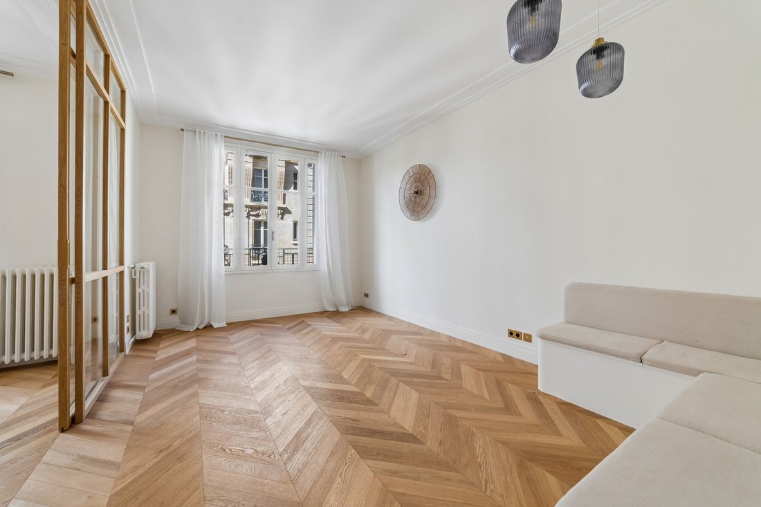Apartment in Bois de Boulogne, Paris 16e Arrondissement, Paris 4 - 19056637