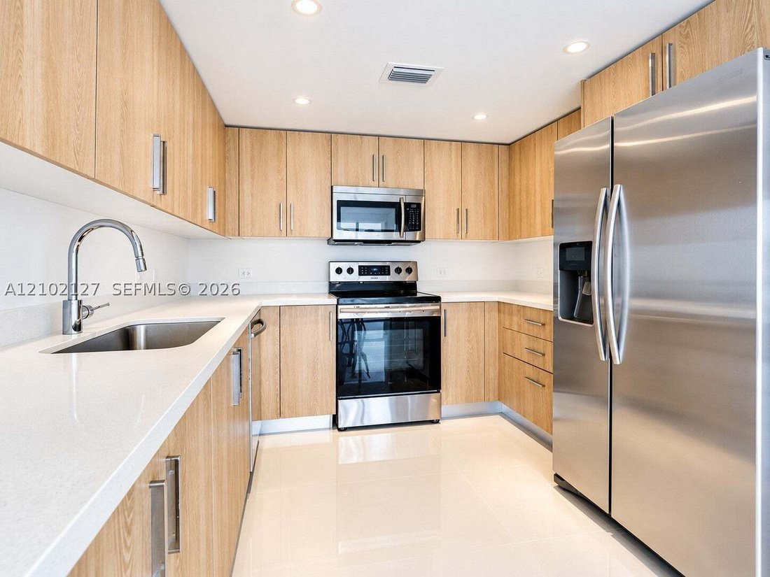Condominio en Bal Harbour, Florida, Estados Unidos 3 - 19056747