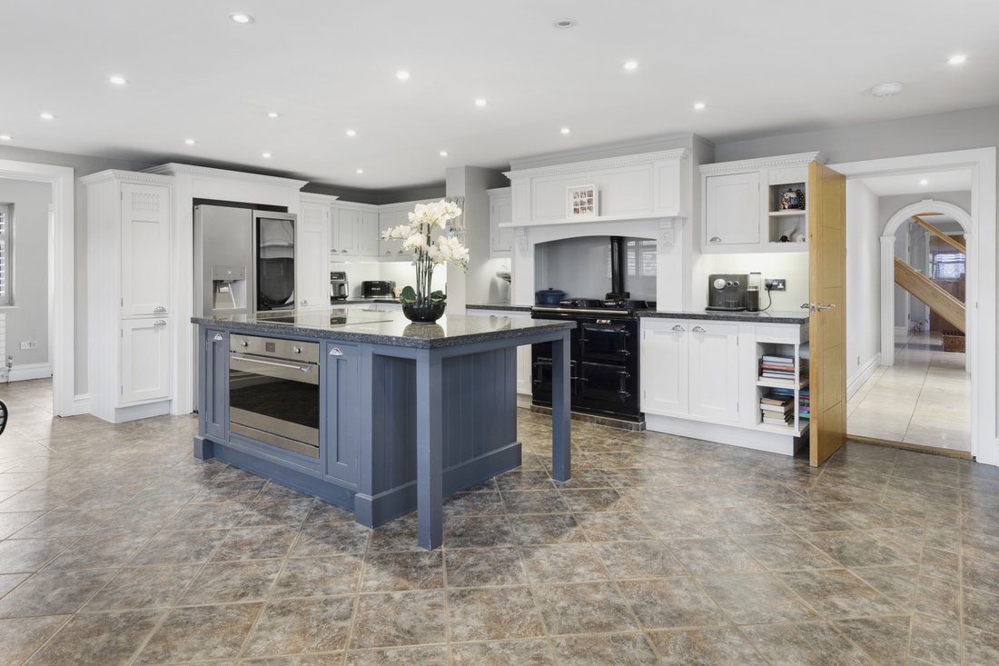 Haus in Hertford, England 4 - 19056767