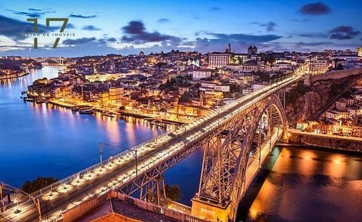 Apartment in Cedofeita, Santo Ildefonso, Se, Miragaia, Sao Nicolau e Vitoria, Porto District, Portugal 1