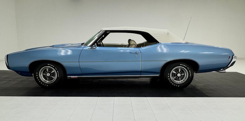 Cabriolet in Morgantown, United States 3 - 19056965