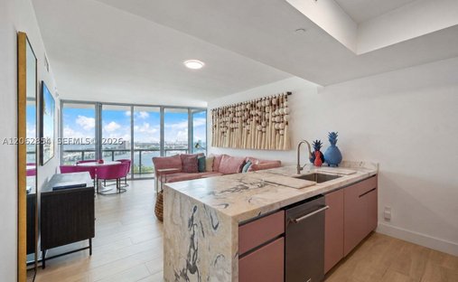Condo in Miami, Florida, United States 1