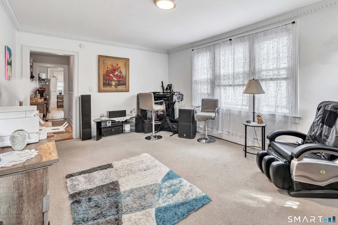 House in Stamford, Connecticut, United States 5 - 19056674