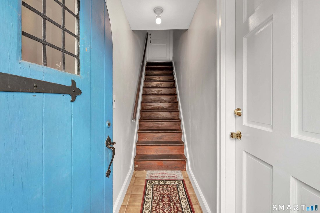House in Stamford, Connecticut, United States 4 - 19056674