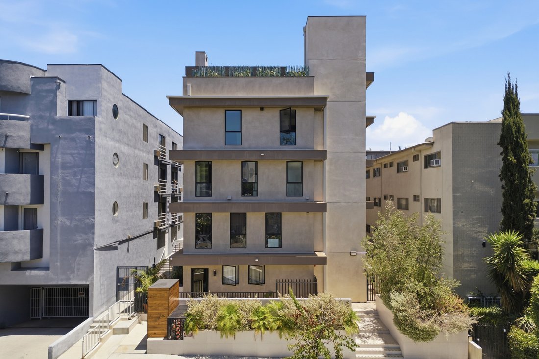 Condo in Los Angeles, California, United States 1 - 19056586