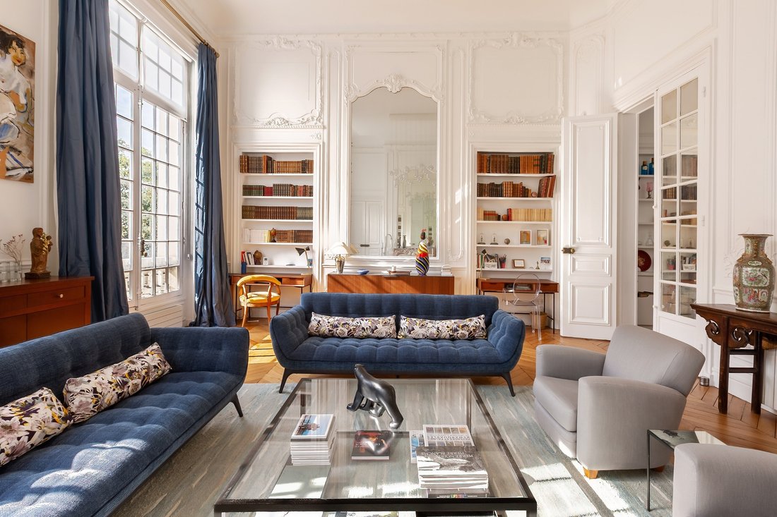 Apartment in Invalides, Paris 7e Arrondissement, Paris 4 - 19056646