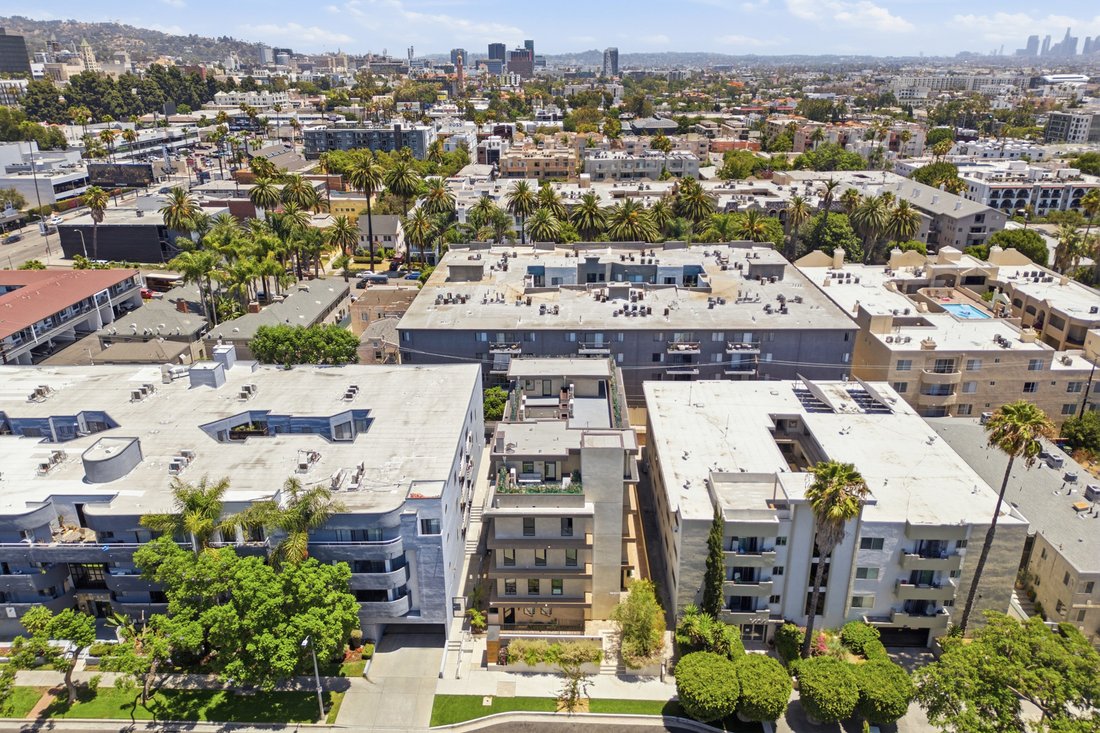 Condo in Los Angeles, California, United States 4 - 19056586
