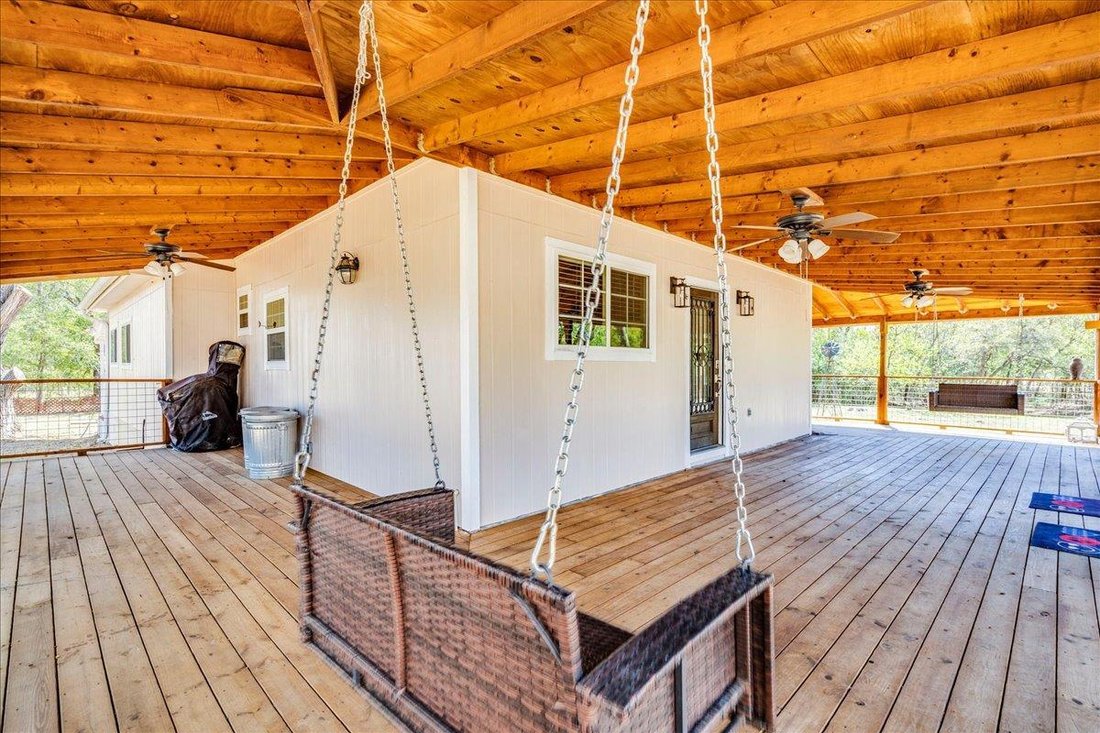 Casa a Lockhart, Texas, Stati Uniti 2 - 19056694