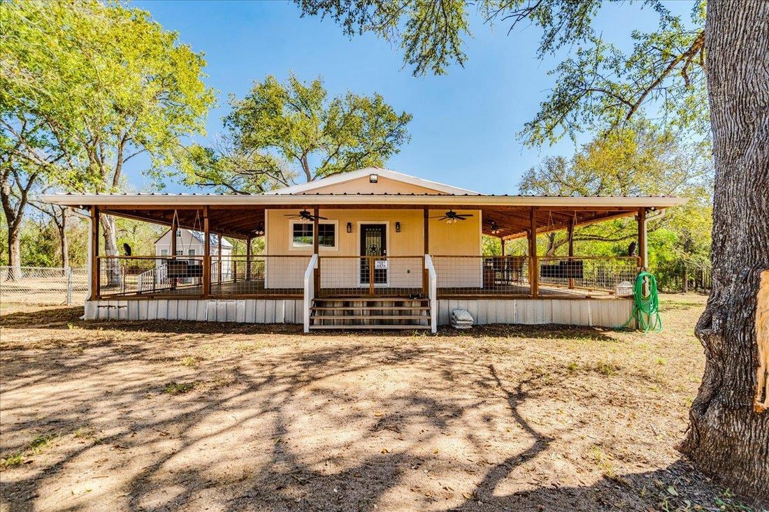 Casa a Lockhart, Texas, Stati Uniti 1 - 19056694