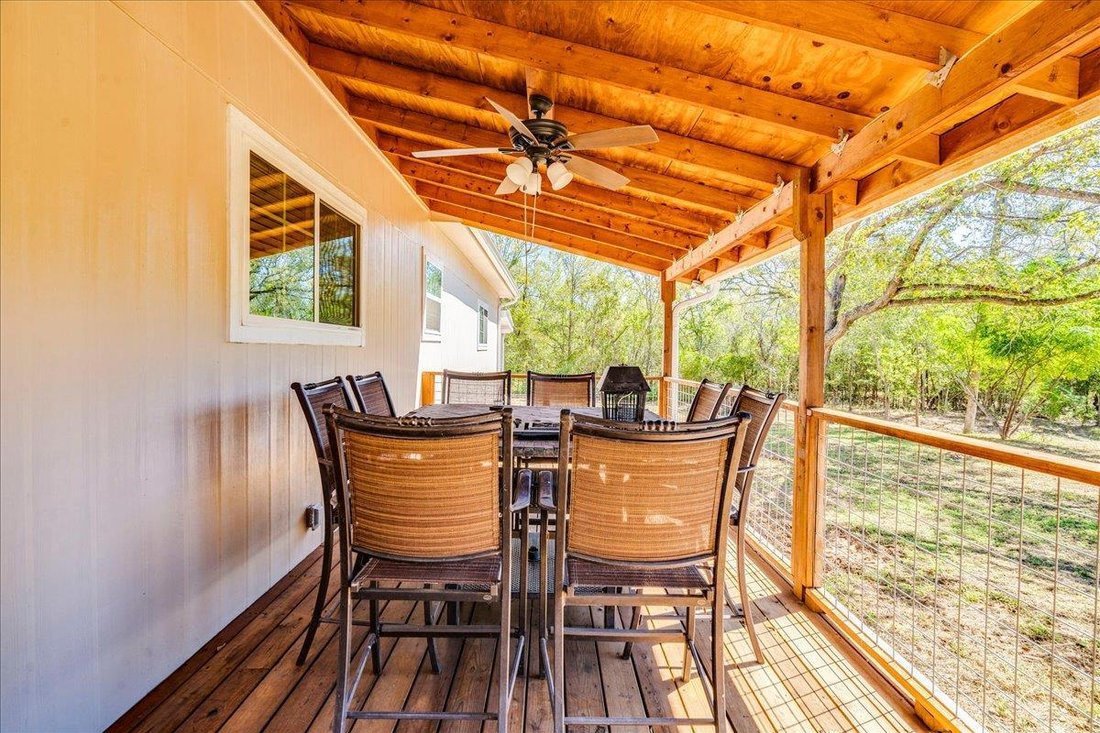 Casa a Lockhart, Texas, Stati Uniti 4 - 19056694