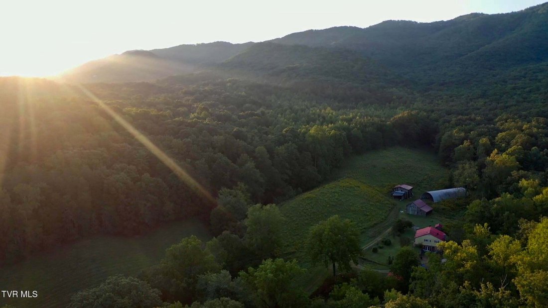 House in Parrottsville, Tennessee, United States 1 - 19056800