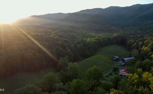 House in Parrottsville, Tennessee, United States 1