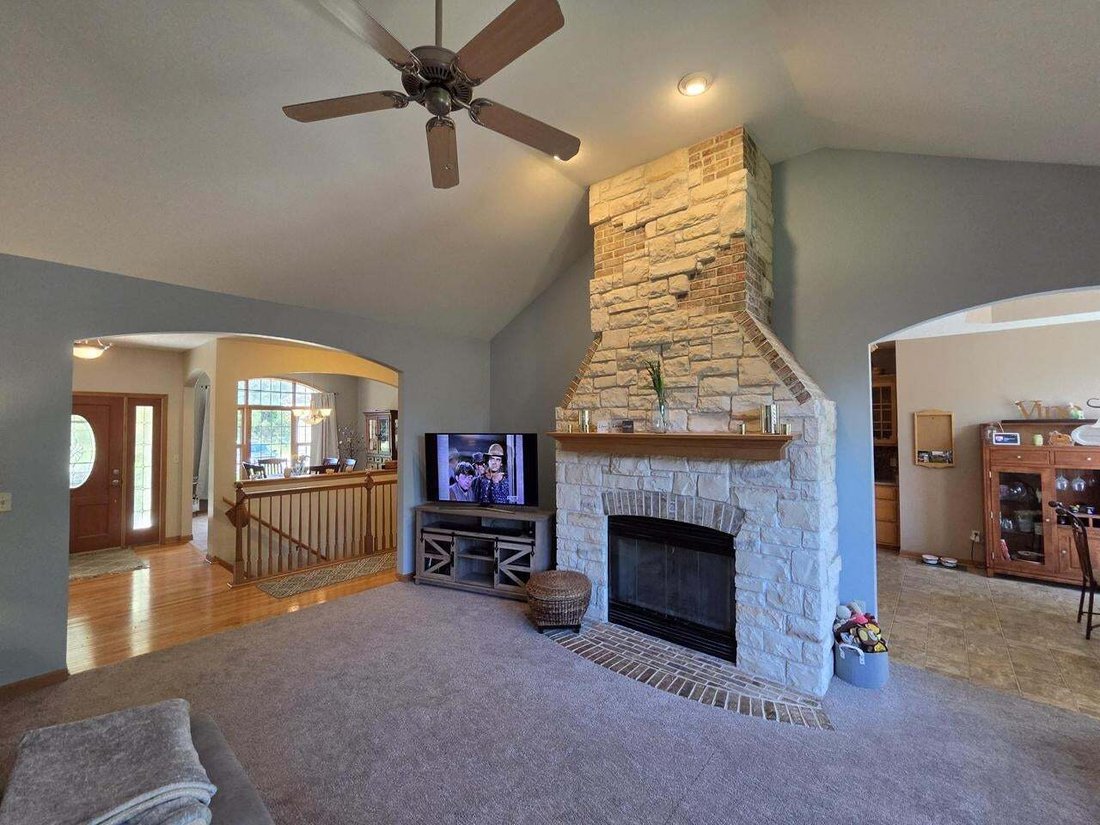 House in Muskego, Wisconsin, United States 3 - 19056721