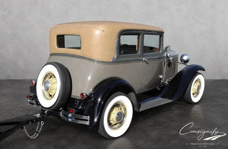 Sedan in Glendale, United States 3 - 19056967