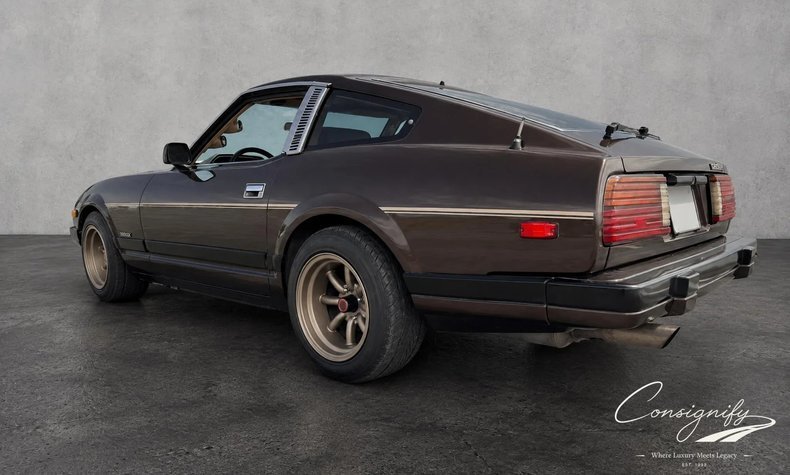 Coupe in Glendale, United States 3 - 19056930