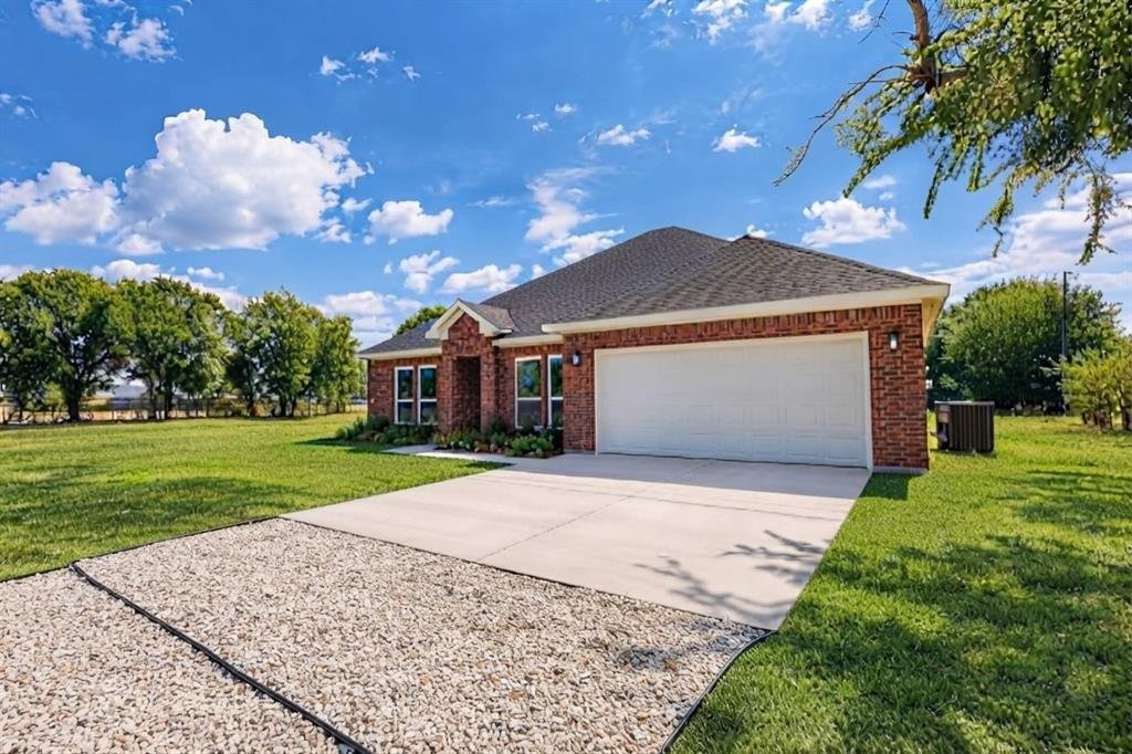 House in Farmersville, Texas, United States 1 - 19057356