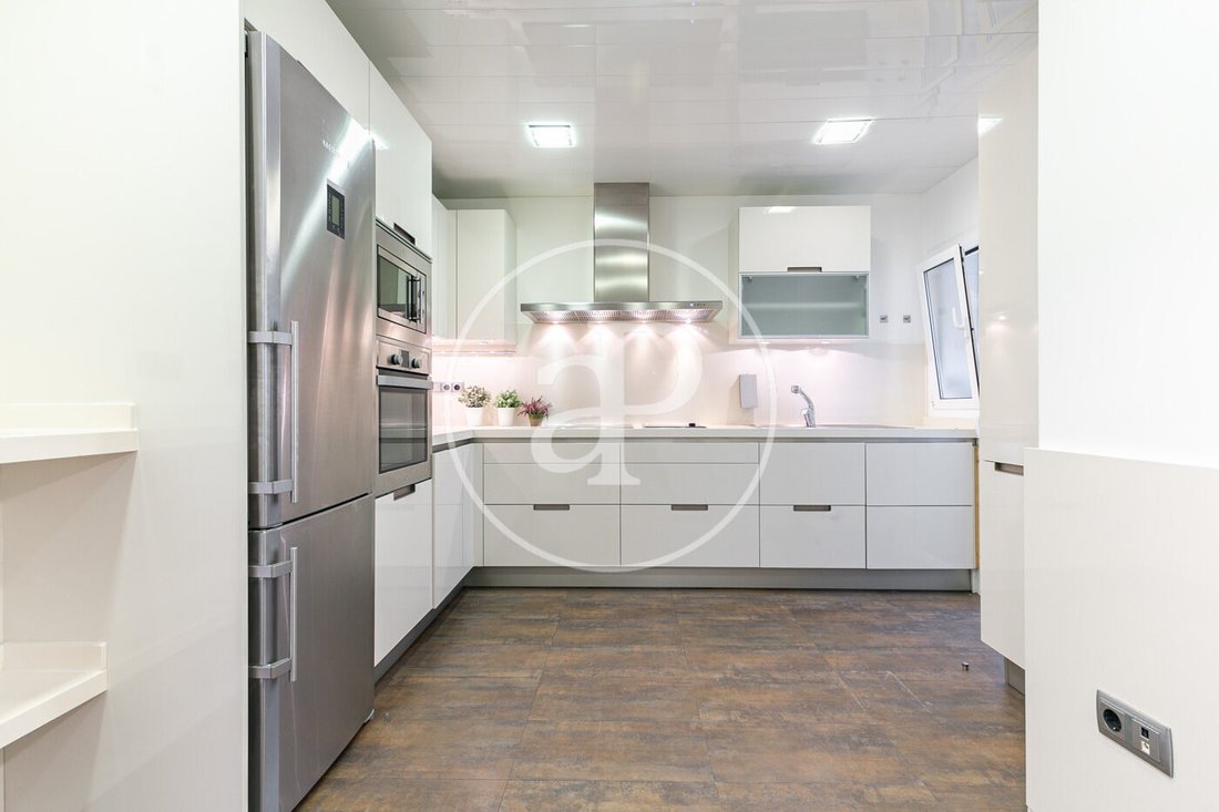 Apartment in Eixample, Barcelona, Spain 5 - 19057510