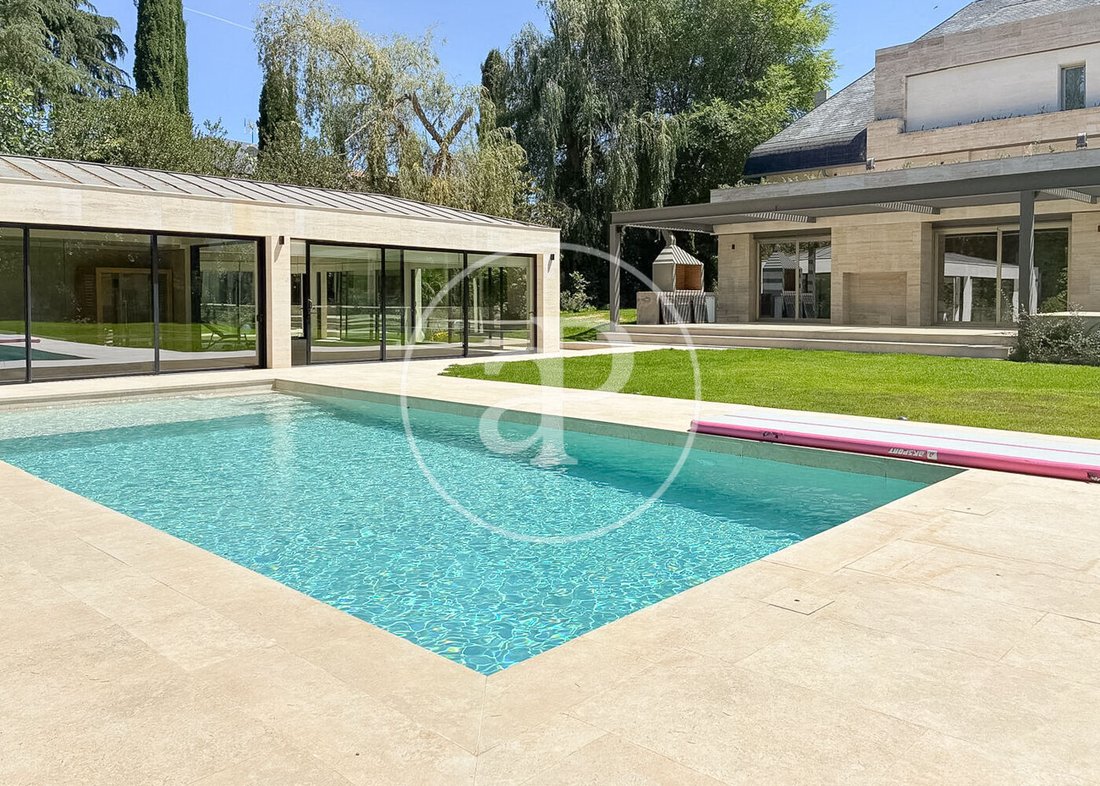 Villa in La Moraleja, Alcobendas, Autonome Gemeinschaft Madrid 3 - 19057499