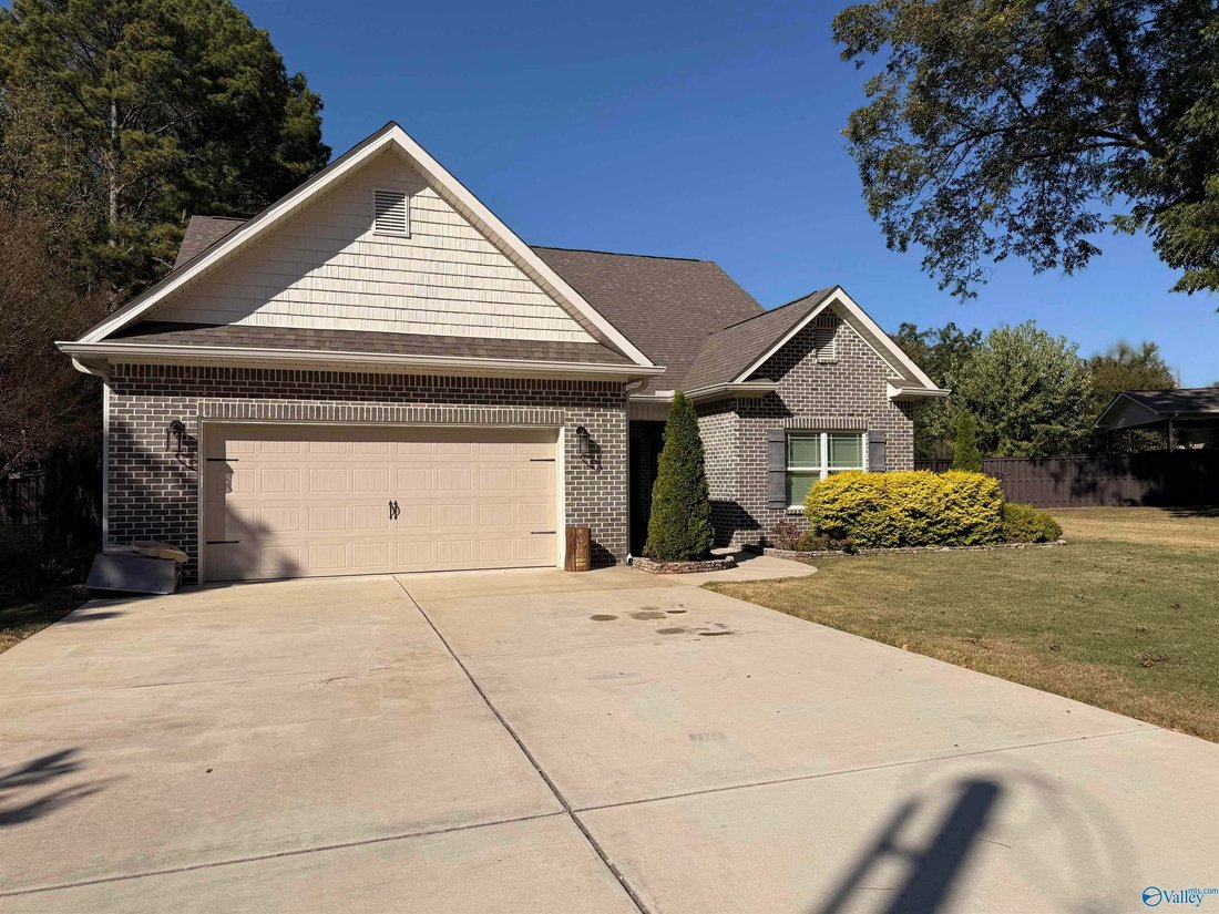 House in Redstone Arsenal, Alabama, United States 1 - 19057014