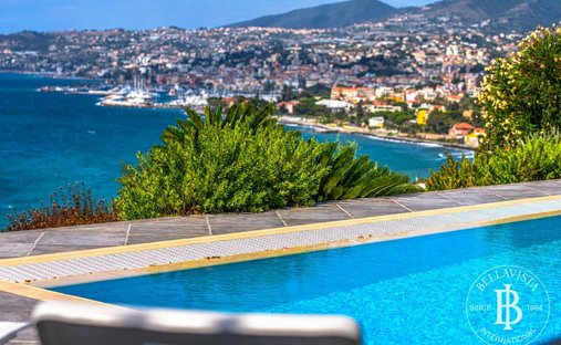 Villa a Centro - Marina, Sanremo, Liguria 1