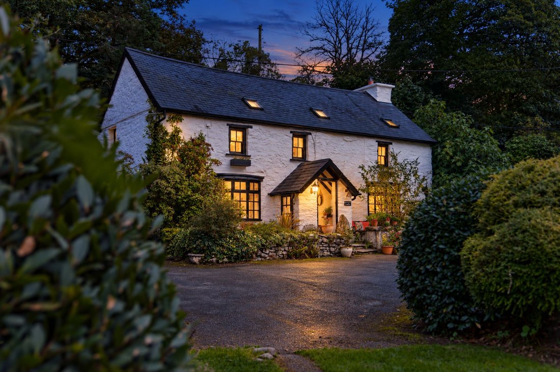 Farm Ranch in Lledrod, Wales 1 - 19057445