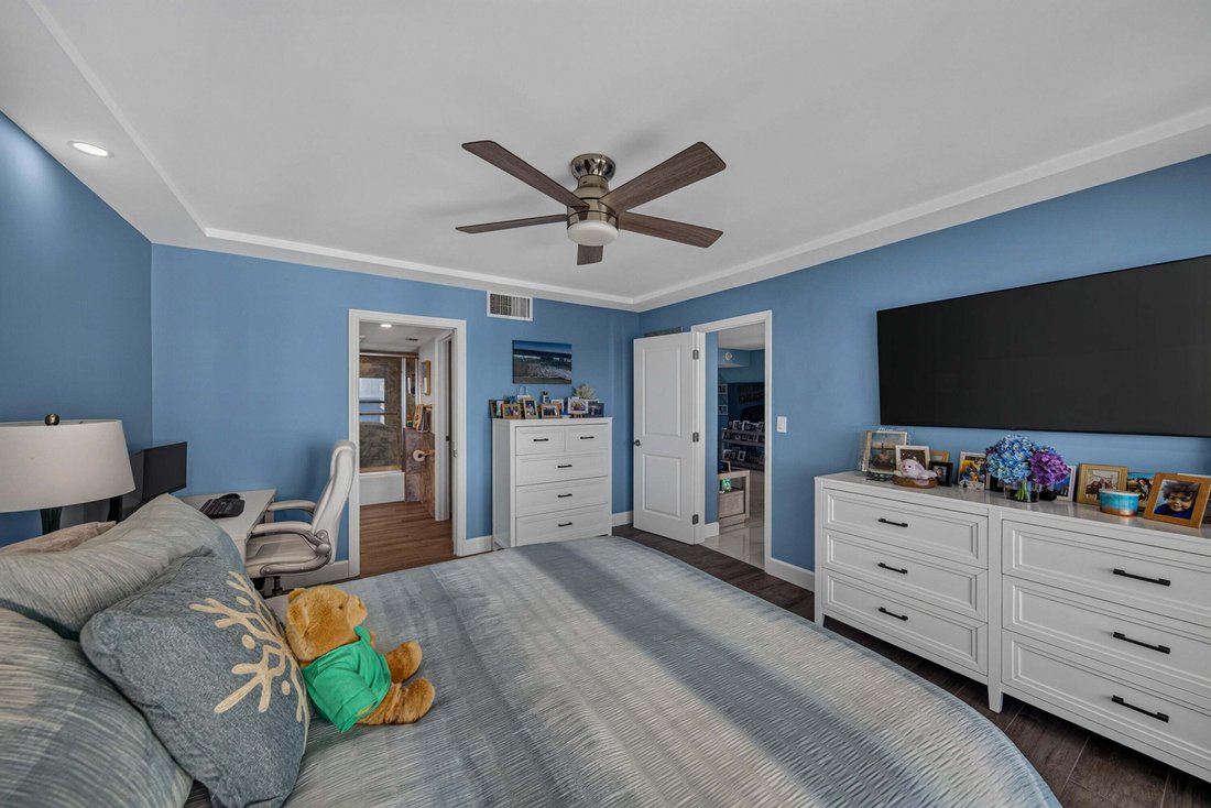 Condo in Fort Lauderdale, Florida, United States 4 - 19057248