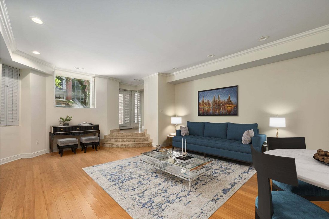 Condo in Chicago, Illinois, United States 2 - 19057093