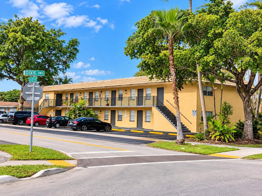 Wilton Manors, Florida, United States 4 - 19057244