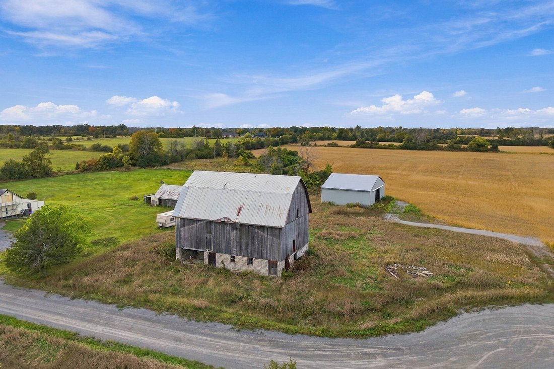 Farm Ranch in Ameliasburgh, Ontario, Canada 1 - 19057391