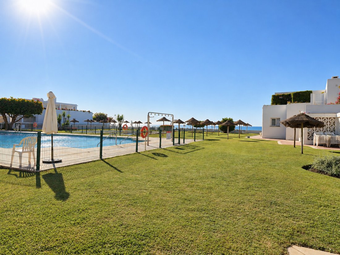 Apartment in Guadalmina Baja, San Pedro de Alcantara, Spain 2 - 19057383