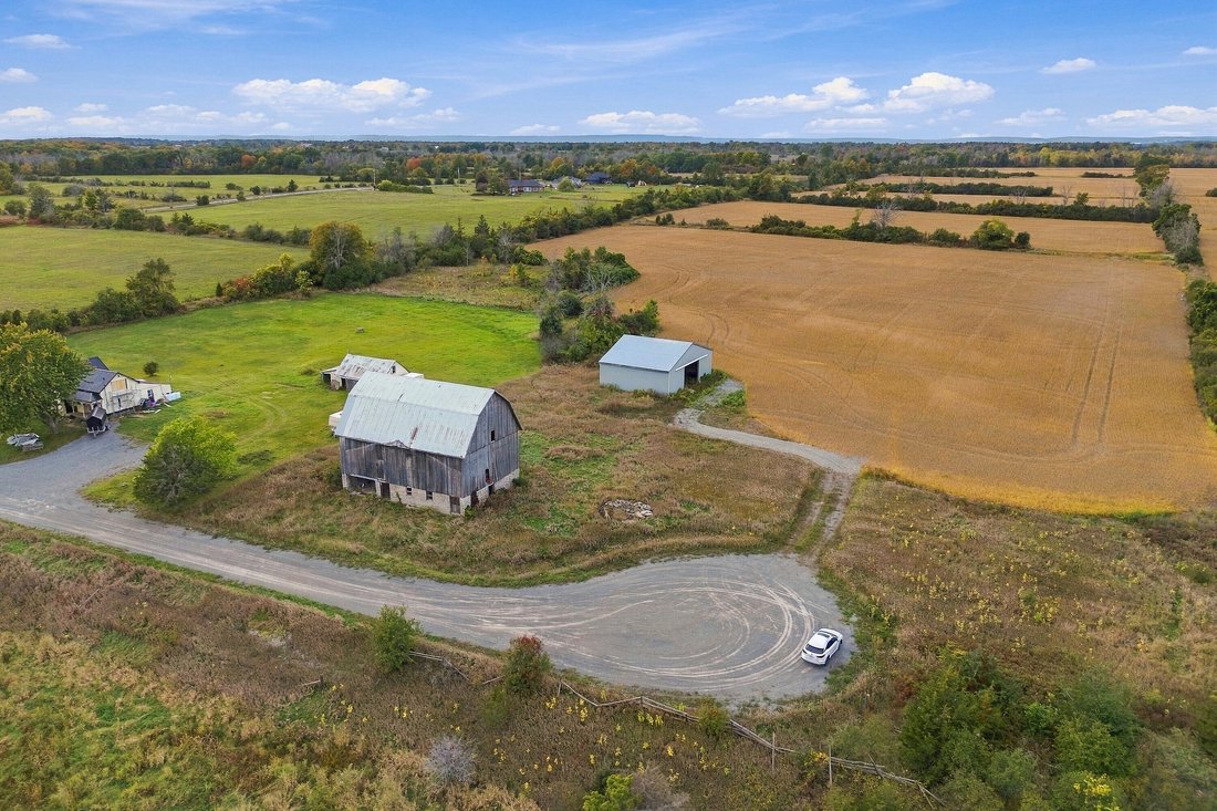 Farm Ranch in Ameliasburgh, Ontario, Canada 3 - 19057391