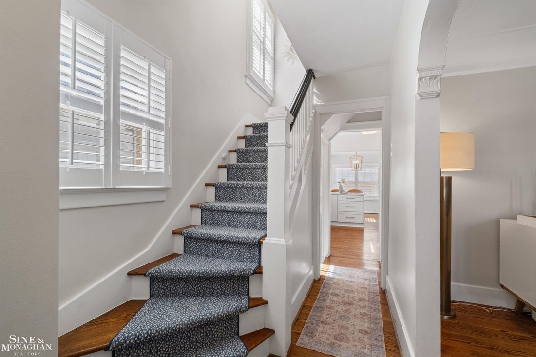 House in Grosse Pointe Shores, Michigan, United States 2 - 19056950